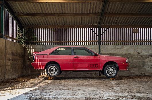 Audi Quattro 26 лет простоял без движения: вот, что с ним стало