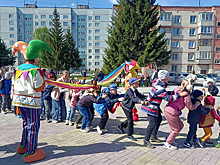 Новый благоустроенный двор открыли в Кольцово в День защиты детей