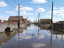 Паводок в Приангарье чуть не смыл Хомутово и испортил воду в Усолье-Сибирском