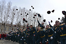 В Дальневосточном ВОКУ состоялся второй выпуск офицеров в 2018 году