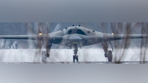 Российский беспилотник «Охотник» совершил первый полёт