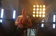 Боец Токов нокаутом победил Франса на турнире Bellator