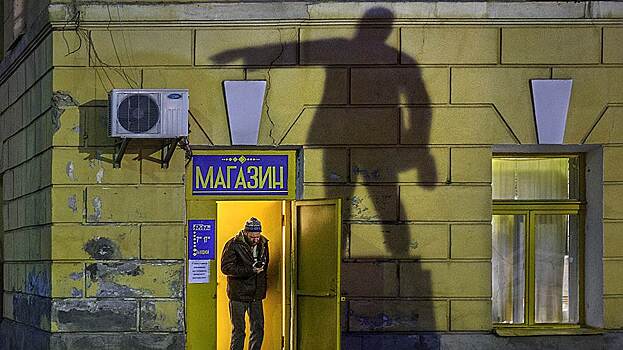 Россияне скупают валюту