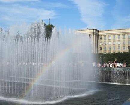 Петербург вошел в тройку лучших российских городов для летнего отдыха