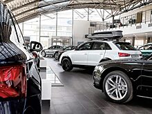 «Ъ»: продажи легковых автомобилей в РФ упали почти в три раза в апреле