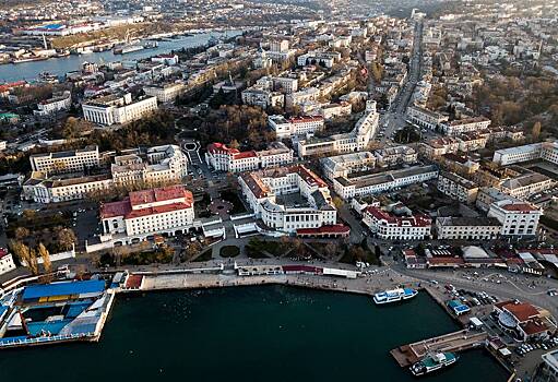 В Крыму и Севастополе отменили салюты в честь Дня Победы