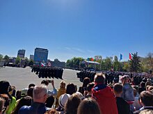 В Саратове на площади состоялся торжественный парад в честь Дня Победы