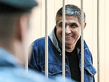 Лидер преступного мира России досрочно выйдет на свободу. Шакро Молодой давал взятки генералам СК