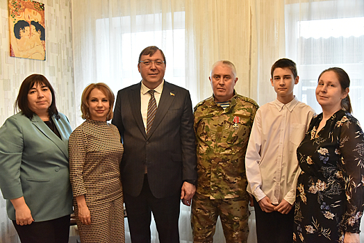 Александр Ищенко посетил семьи участников СВО