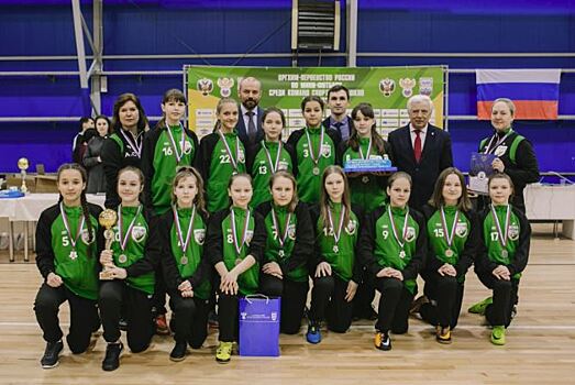 Нижегородские команды девушек завоевали серебро и бронзу по мини-футболу