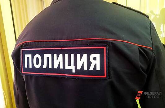 ​В Екатеринбурге лжеполковник и лжемайор обманули пенсионера на миллион рублей