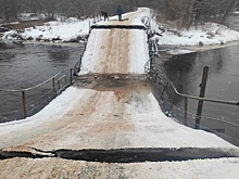 В Тверской области обрушился мост через реку Валдайка