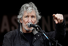 Вокалист Pink Floyd послал к черту Марка Цукерберга