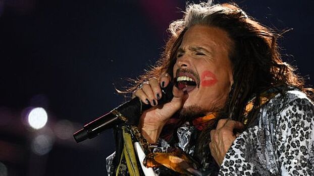 Aerosmith отменила предстоящие концерты из-за проблем со здоровьем Стивена Тайлера