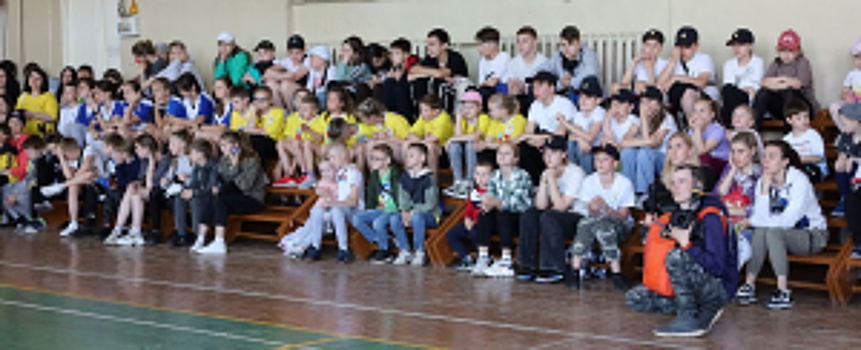 Детский фестиваль спорта прошел на стадионе «Динамо» в Тамбовской области