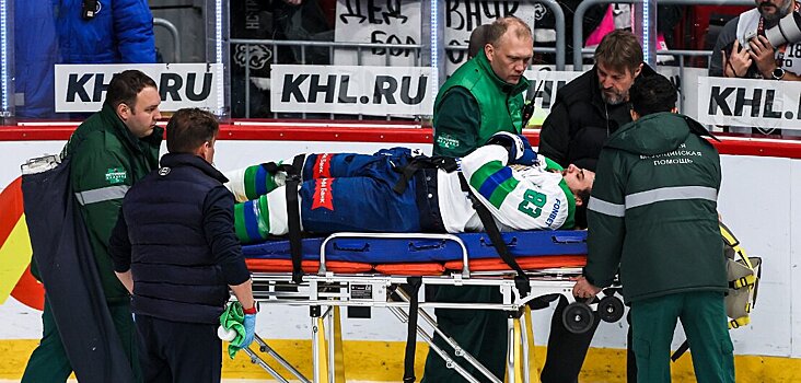 Плющев о травме Берлева: «В КХЛ большие проблемы с катанием, в Уфе – запредельные. Если не владеешь коньками, в любом столкновении рискуешь разбиться. У нас все-таки не фигурное катание в парке»