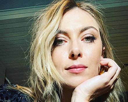 Теннисистка Мария Шарапова опубликовала архивный снимок с отцом