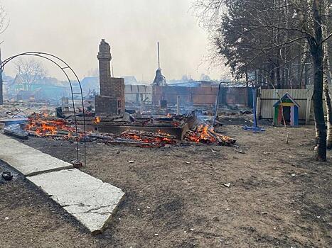 Не менее 10 участков пострадало при пожаре в СНТ «Автозаводец» и «Озон»