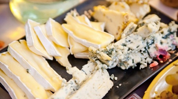 ‍Россельхознадзор может запретить импорт сыров двух заводов Белоруссии