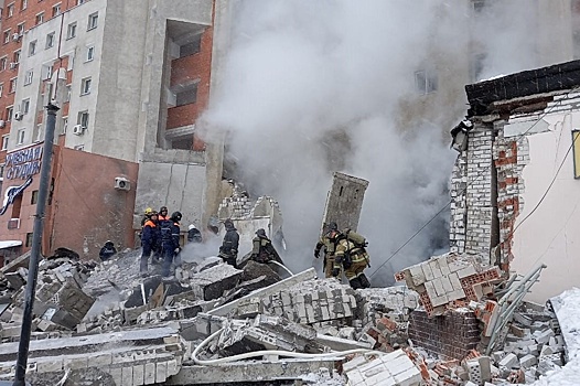 Две женщины оказались под завалами после взрыва в многоэтажке в Нижнем Новгороде