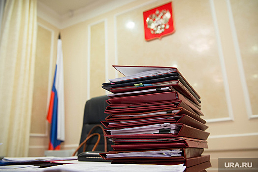 «Ведомости»: Кремль заинтересовался провалами оппозиционных губернаторов