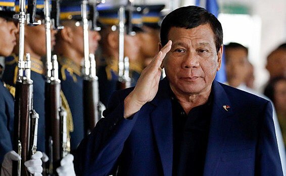 Президент Филиппин пригрозил противникам вакцинации