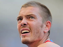 Российского легкоатлета-чемпиона дисквалифицировали за допинг