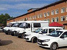 Шарканская районная больница в 2021 году получила 5 автомобилей