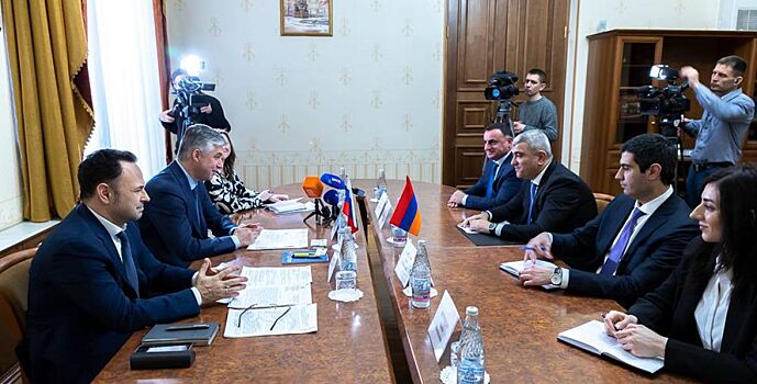 Алексей Логвиненко провел первую официальную встречу с генеральным консулом Армении