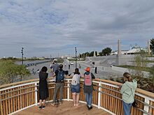 Фонтаны, говорящие инсталляции и лежаки: как выглядят новые части набережной