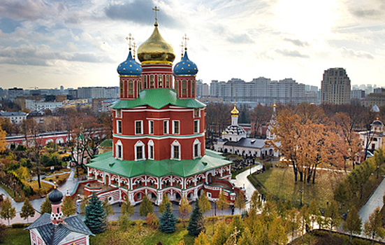 Шуховская башня и мужской монастырь: как живёт московский район Донской