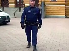 Финский полицейский спел советский хит "Я люблю тебя, жизнь"