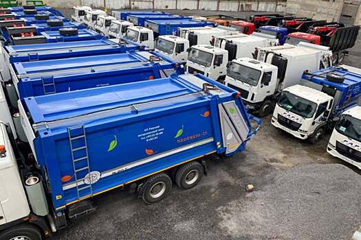 Мусоровозы свердловского регоператора «Экопарк» в первый день работы вывезли 590 тонн ТКО