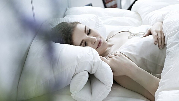 Врач-сомнолог объяснил, как восстановить режим сна после праздников