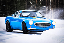 Посмотрите, как спорткар на базе 56-летнего Volvo дрифтит в снегу