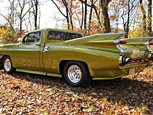 Посмотрите на Chevrolet C10 с деталями от Cadillac 1959 года и фарами от современного пикапа Ford
