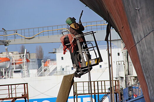 Главный судоремонтный завод Черноморского флота перейдет в ОСК