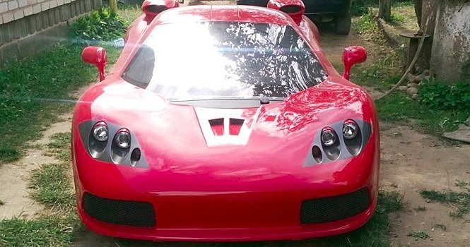 Спортивный supercar, выставленный на продажу за 38 тысяч Евро, создан руками народного умельца из утиля