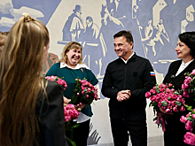 Губернатор Подмосковья Андрей Воробьев поздравил педагогов школы №8 в Химках с Днём учителя