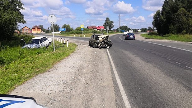 В поселке Светлый произошло ДТП с участием двух иномарок