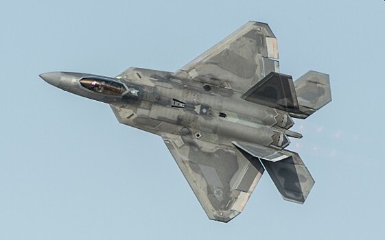 Times: самолеты НАТО провели у границ РФ не менее шести разведполетов