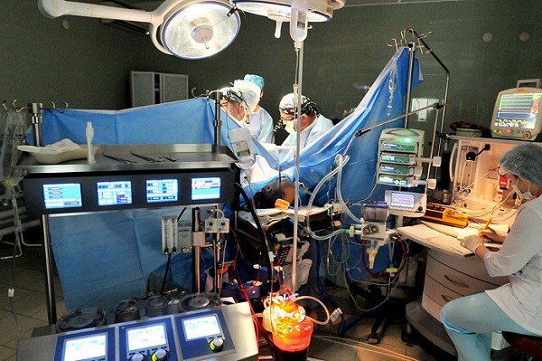 Ростовские хирурги провели рекордное количество операций в 2023 году