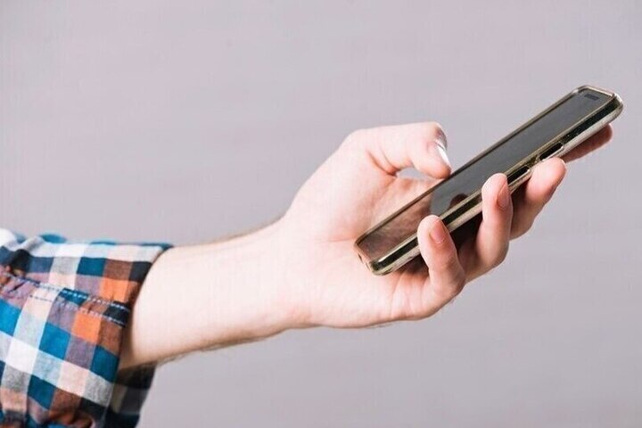 Эксперт назвал приложения для смартфона, которые крадут деньги