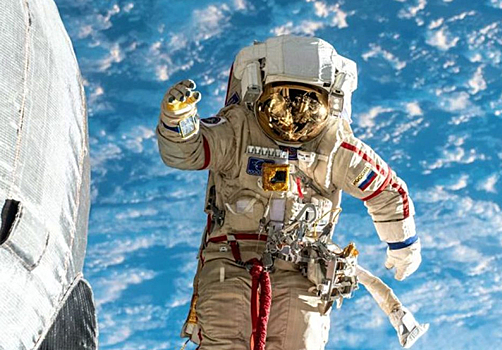 Анонсирован первый в истории выход туриста в космос