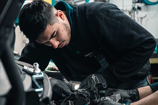 Ремонт ВАЗов станет дороже в Сибири: на помощь придут африканцы