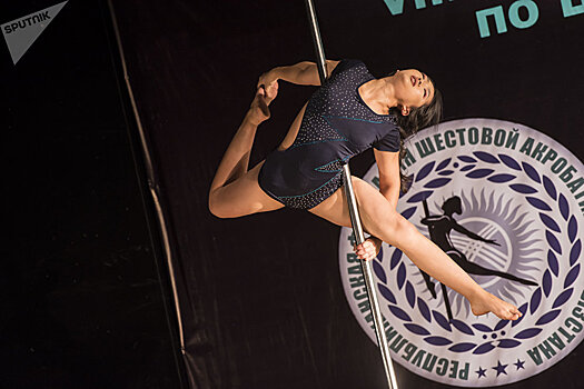 Сексуальные бишкекчанки на шестах — фоторепортаж с чемпионата Pole Dance