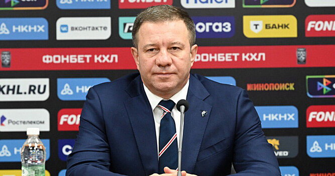 Леонтьев про 2:1 с «Сибирью»: «Нефтехимик» играл с прямым конкурентом, давление чувствовалось, нерв прошелся сквозь поединок»