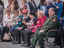 10 тысяч рублей к празднику: выплаты ветеранам ВОВ в Новосибирске