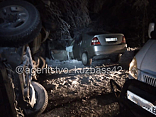 Микроавтобус и легковушка столкнулись на кузбасской трассе: есть пострадавшие