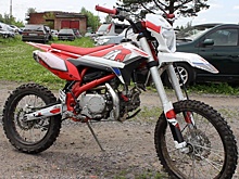 Подросток оказался в спецприемнике за "пьяную" поездку на мотоцикле в Кузбассе